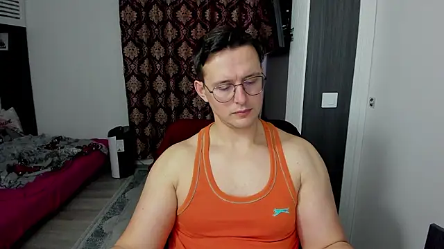 Snapshot of sexxymuscles4u chatting on February 24, 2026, 12:50 pm sexxymuscles4u online show from February 24, 2026, 12:50 pm