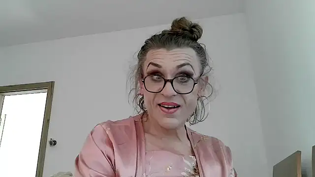 lilianashemale online show from March 14, 2026, 8:53 am