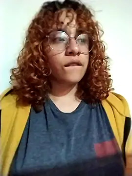 Snapshot of EmmaMelissa0521 chatting on October 26, 2025, 1:28 am EmmaMelissa0521 online show from October 26, 2025, 1:28 am