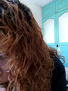 Snapshot of EmmaMelissa0521 chatting on October 7, 2025, 4:41 pm EmmaMelissa0521 online show from October 7, 2025, 4:41 pm