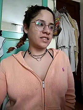 Snapshot of EmmaMelissa0521 chatting on September 21, 2025, 7:30 pm EmmaMelissa0521 online show from September 21, 2025, 7:30 pm