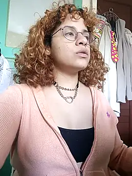 Snapshot of EmmaMelissa0521 chatting on September 28, 2025, 9:00 pm EmmaMelissa0521 online show from September 28, 2025, 9:00 pm