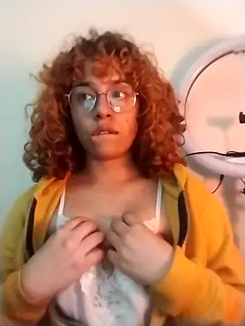 Snapshot of EmmaMelissa0521 chatting on October 30, 2025, 4:55 am EmmaMelissa0521 online show from October 30, 2025, 4:55 am