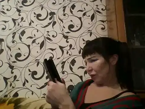 JeaneDavis online show from March 18, 2025, 9:43 pm