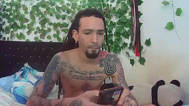 caribbeanlover1 online show from February 3, 2025, 12:25 pm