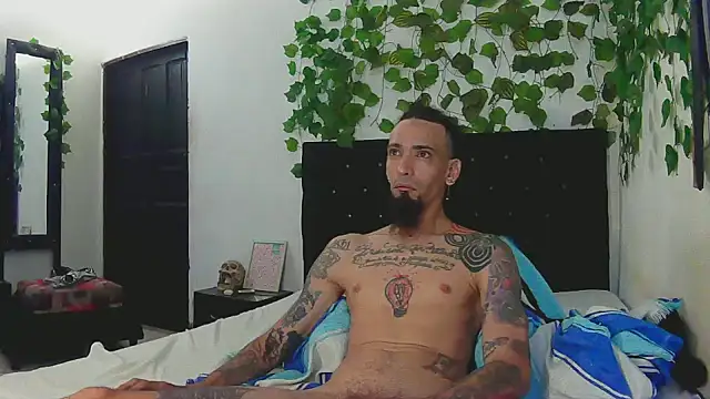 caribbeanlover1 online show from September 20, 2025, 1:27 pm