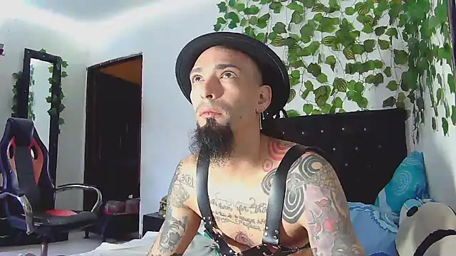 caribbeanlover1 online show from September 21, 2025, 1:16 pm