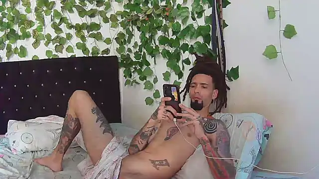 caribbeanlover1 online show from March 19, 2025, 4:02 pm