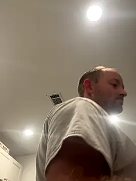 Snapshot of smokeymt420 chatting on October 11, 2025, 4:02 am smokeymt420 online show from October 11, 2025, 4:02 am