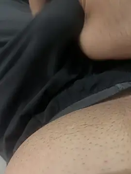 Snapshot of bigshow112 chatting on November 6, 2025, 9:30 pm bigshow112 online show from November 6, 2025, 9:30 pm