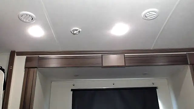 ThickD2C online show from October 27, 2025, 6:09 pm