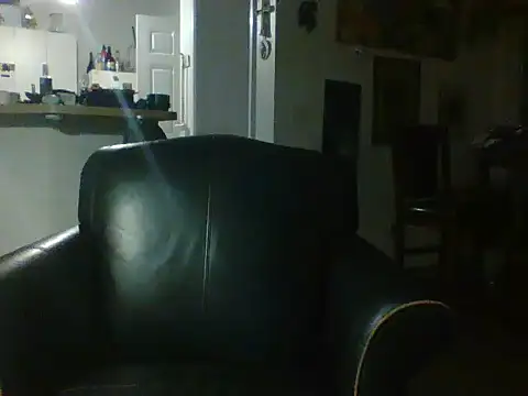 Snapshot of Yankeedave420 chatting on February 1, 2025, 12:51 am Yankeedave420 online show from February 1, 2025, 12:51 am