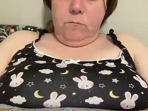 Snapshot of ParisNova chatting on January 17, 2025, 11:07 pm ParisNova online show from January 17, 2025, 11:07 pm