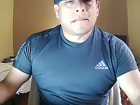 chicoguapo8 online show from February 11, 2025, 12:47 pm