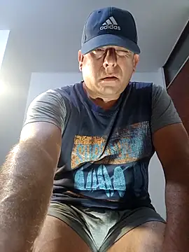 Snapshot of chicoguapo8 chatting on October 12, 2025, 8:16 am chicoguapo8 online show from October 12, 2025, 8:16 am