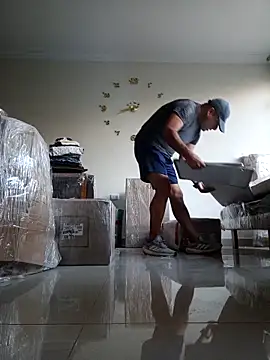 chicoguapo8 online show from February 22, 2026, 11:28 pm