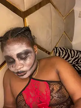 catty3232 online show from October 16, 2025, 7:44 pm