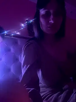 Flossy Vettie online show from January 15, 2026, 3:10 am