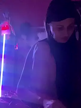 Snapshot of Flossy_Vettie chatting on September 9, 2025, 5:22 pm Flossy Vettie online show from September 9, 2025, 5:22 pm