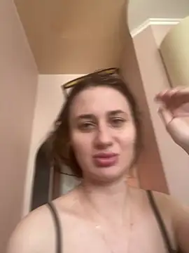 Flossy Vettie online show from March 11, 2026, 1:49 pm