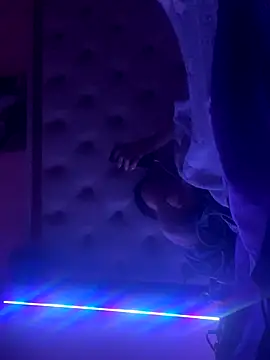 Snapshot of Flossy_Vettie chatting on October 1, 2025, 12:06 am Flossy Vettie online show from October 1, 2025, 12:06 am