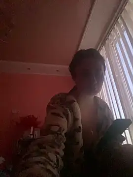 Snapshot of Flossy_Vettie chatting on March 18, 2025, 4:39 pm Flossy Vettie online show from March 18, 2025, 4:39 pm