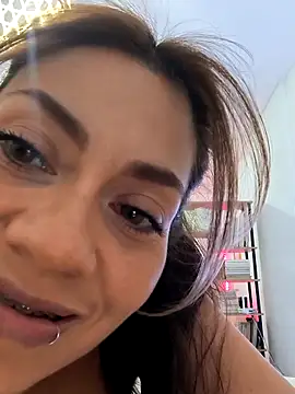 SamyJones9 online show from October 6, 2025, 11:38 pm