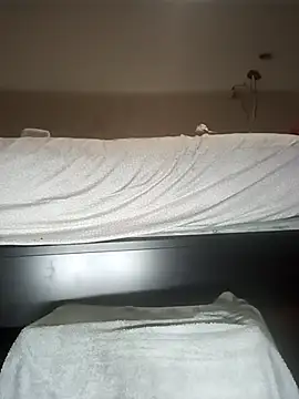 Snapshot of biggreen850 chatting on October 28, 2025, 10:31 pm biggreen850 online show from October 28, 2025, 10:31 pm