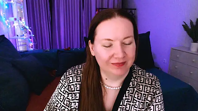 Snapshot of GoddessLara chatting on February 23, 2025, 4:50 am GoddessLara online show from February 23, 2025, 4:50 am