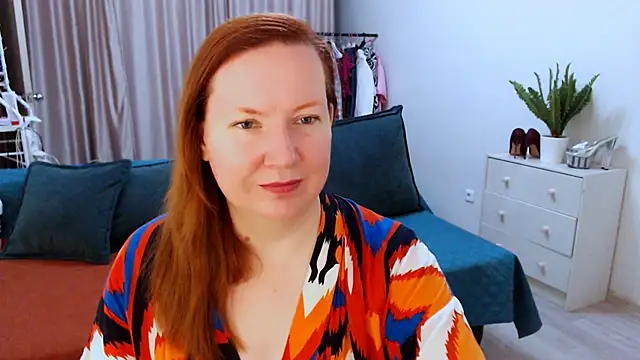 Snapshot of GoddessLara chatting on September 8, 2025, 11:04 pm GoddessLara online show from September 8, 2025, 11:04 pm