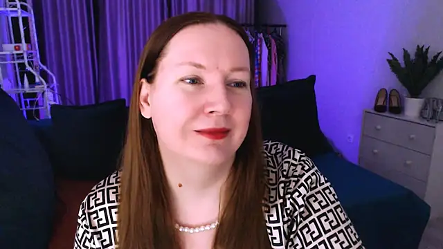 Snapshot of GoddessLara chatting on February 22, 2025, 12:38 am GoddessLara online show from February 22, 2025, 12:38 am