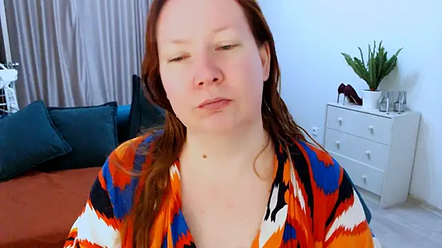 Snapshot of GoddessLara chatting on September 28, 2025, 9:00 pm GoddessLara online show from September 28, 2025, 9:00 pm