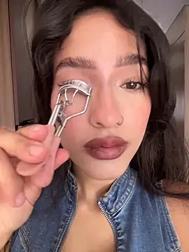 Snapshot of DulceLenns chatting on October 1, 2025, 6:12 pm DulceLenns online show from October 1, 2025, 6:12 pm