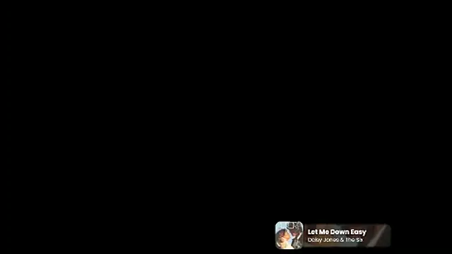 feluriana online show from May 17, 2026, 10:10 pm