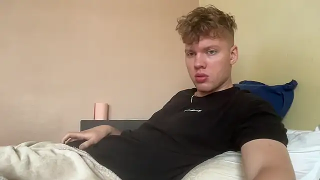 sexybooii6968 online show from July 5, 2026, 10:22 am