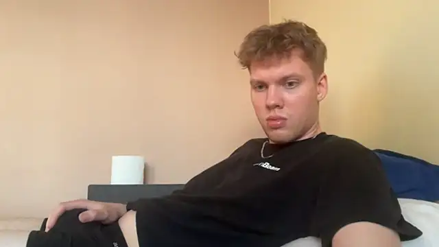 Snapshot of sexybooii6968 chatting on September 30, 2025, 3:40 pm sexybooii6968 online show from September 30, 2025, 3:40 pm