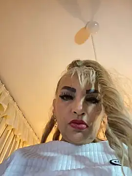 scarlett sexx69 online show from May 14, 2026, 11:40 am