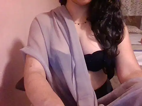 Snapshot of Pinky_4 chatting on September 28, 2025, 2:24 pm Pinky 4 online show from September 28, 2025, 2:24 pm