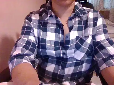 Snapshot of Pinky_4 chatting on September 29, 2025, 12:22 pm Pinky 4 online show from September 29, 2025, 12:22 pm