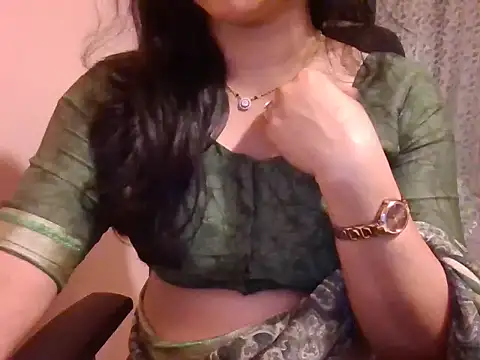 Pinky 4 online show from February 15, 2025, 9:17 pm