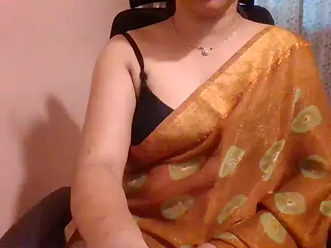 Pinky 4 online show from March 3, 2025, 4:21 am
