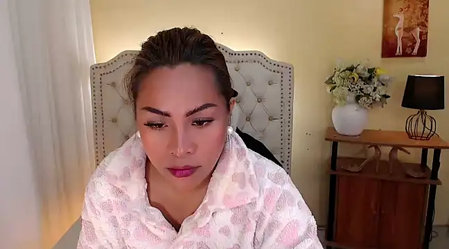 DreamLADYBOY online show from January 15, 2025, 1:02 am