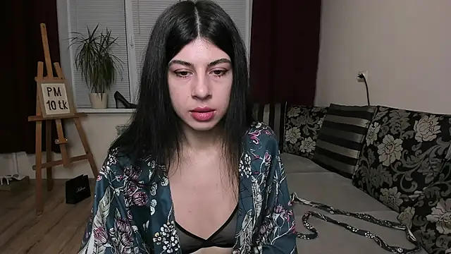 MolagAnna online show from November 4, 2025, 5:39 pm