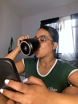 trianawhite online show from January 14, 2026, 3:15 pm