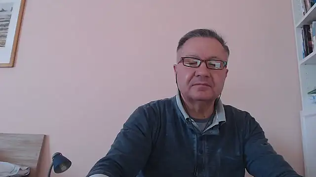 YOU6me online show from November 5, 2025, 11:24 am