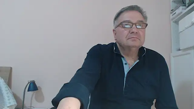 YOU6me online show from February 22, 2025, 10:20 pm