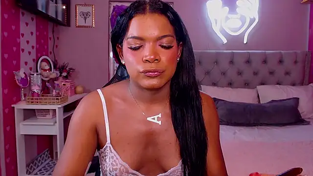 alexa rodriicum online show from May 15, 2026, 6:06 pm
