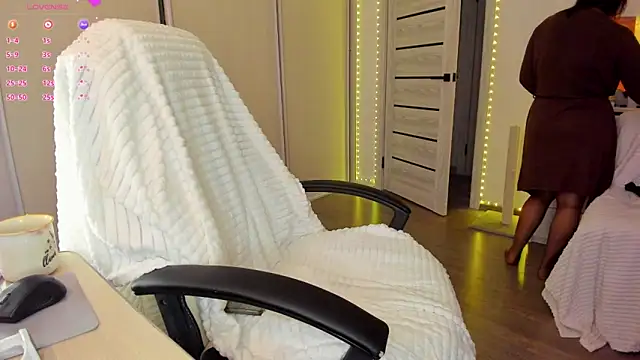 Ophelia mm online show from January 6, 2026, 7:56 am