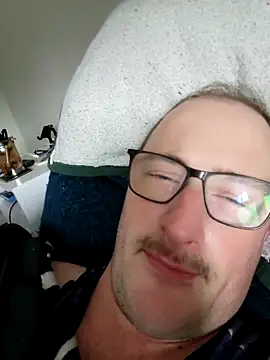 Snapshot of gdawg78 chatting on November 21, 2025, 9:25 pm gdawg78 online show from November 21, 2025, 9:25 pm