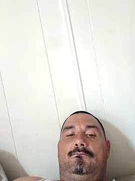 Snapshot of Abe16 chatting on September 30, 2025, 7:42 pm Abe16 online show from September 30, 2025, 7:42 pm